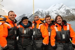 Partiledere på fisketur i Vestfjorden februar 2013. Audun Lysbakken (SV), Trine Skei grande (V), Bjørnar Moxnes (Rødt), Knut Arild hareide (KrF) og Hanna Marcussen (Miljøpartiet de Grønne)