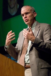 Journalist og miljøforkjemper Bill Mckibben