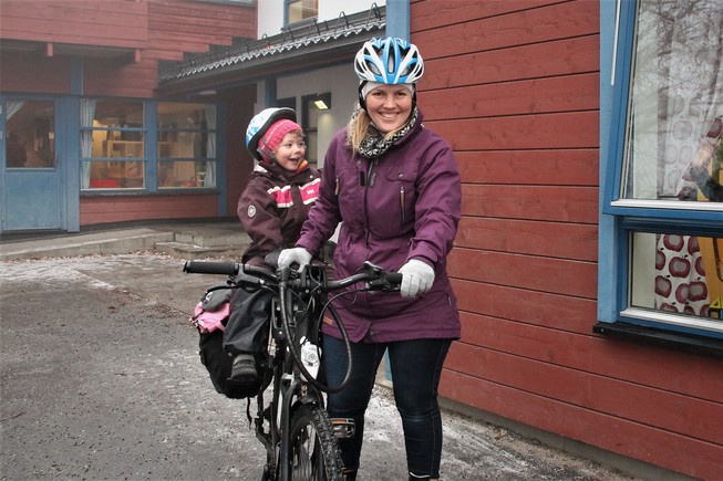 Familie på sykkel