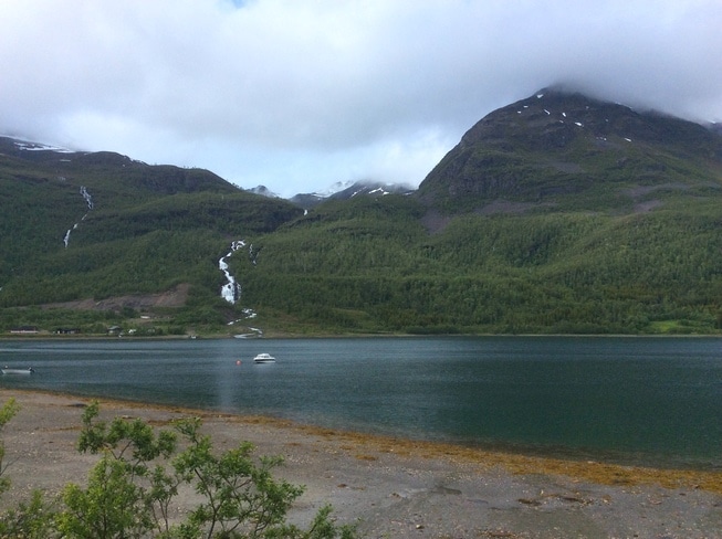 Elv og fjell