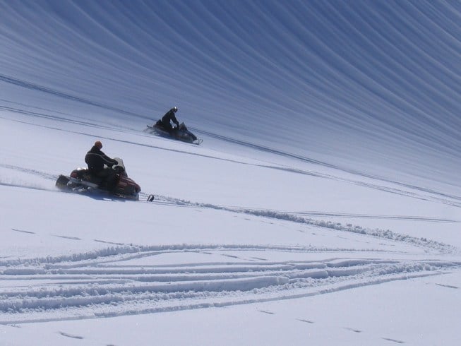 Skuterkjøring snø vinter