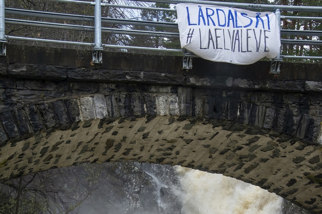 Lårdalsåi elv