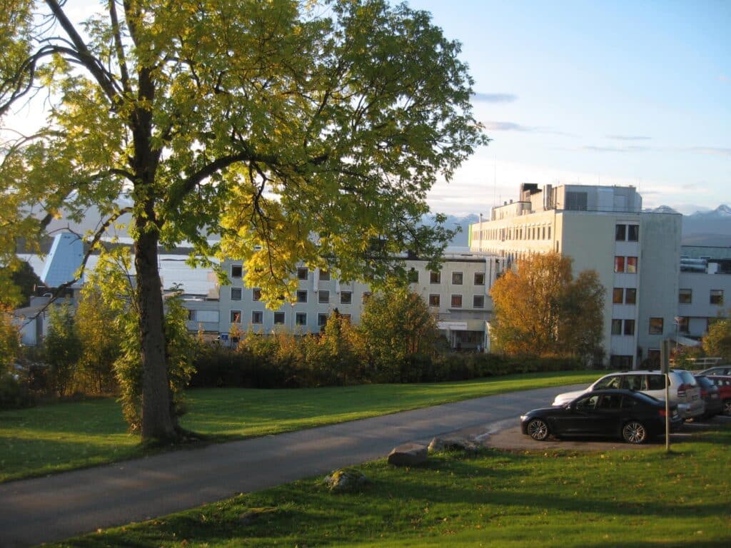 Bilete av sjukehuset på Lundavang